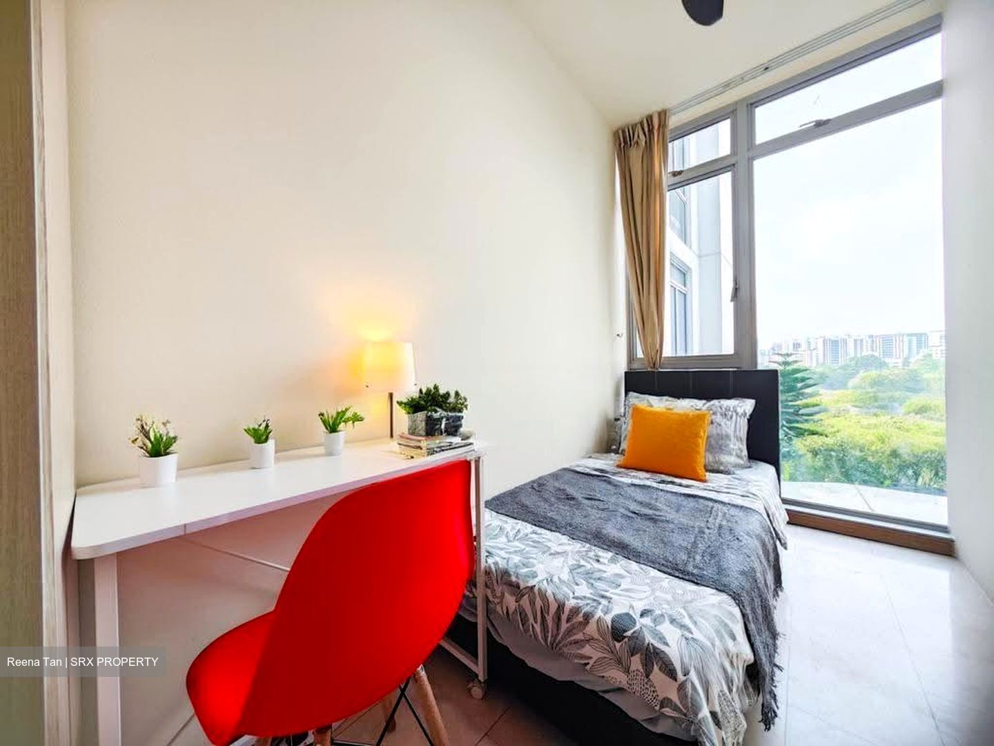 The Lakeshore (D22), Condominium #610143231